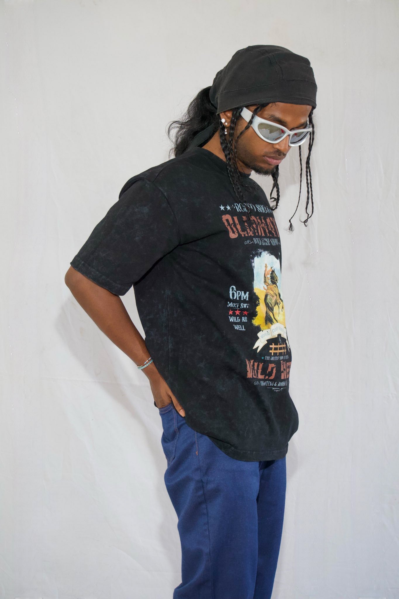 Adult Show By Above Snake In Black Acid Wash — Oversized Unisex T-Shirt 100% Pure Cotton, 220 GSM