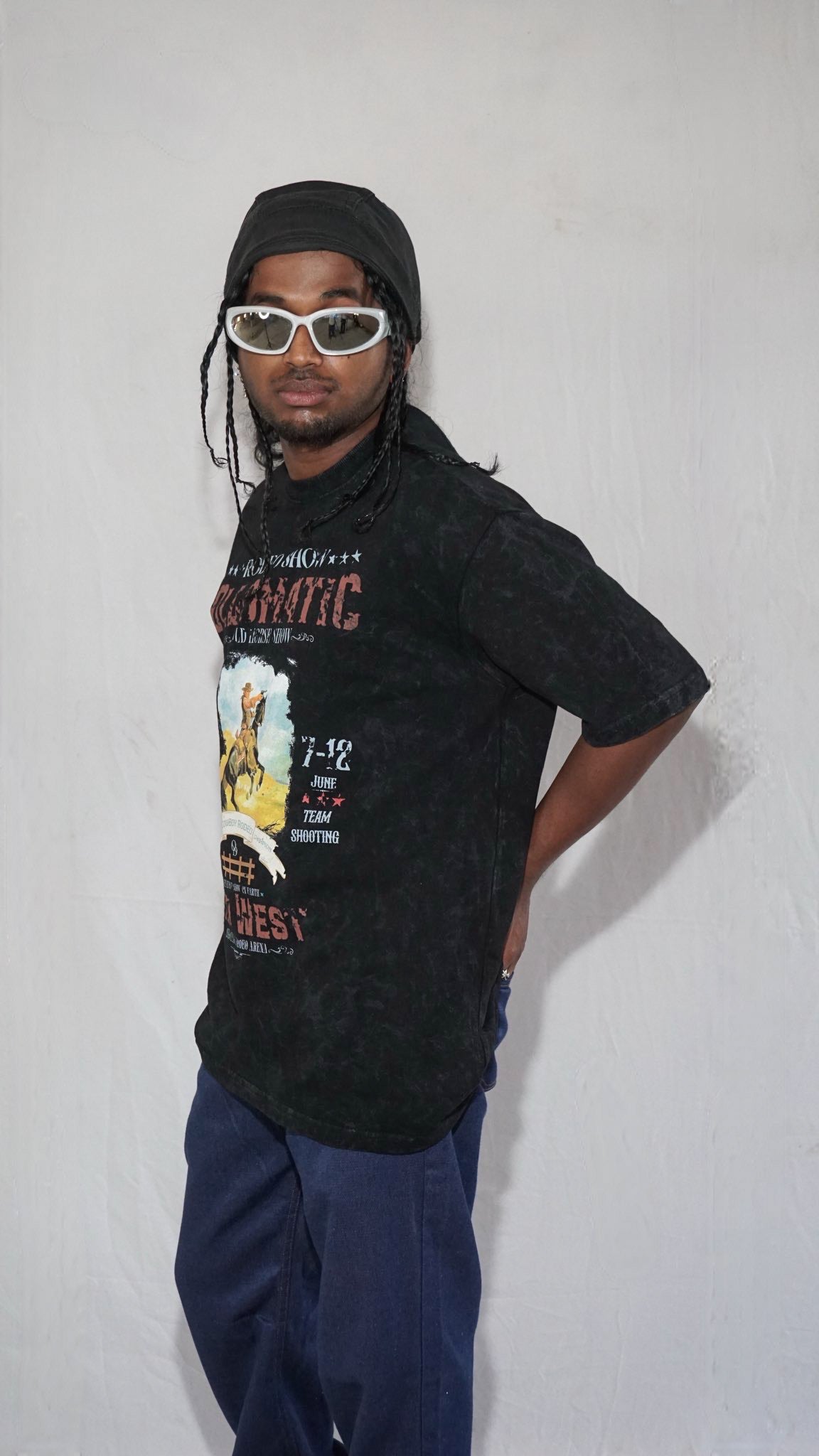 Adult Show By Above Snake In Black Acid Wash — Oversized Unisex T-Shirt 100% Pure Cotton, 220 GSM
